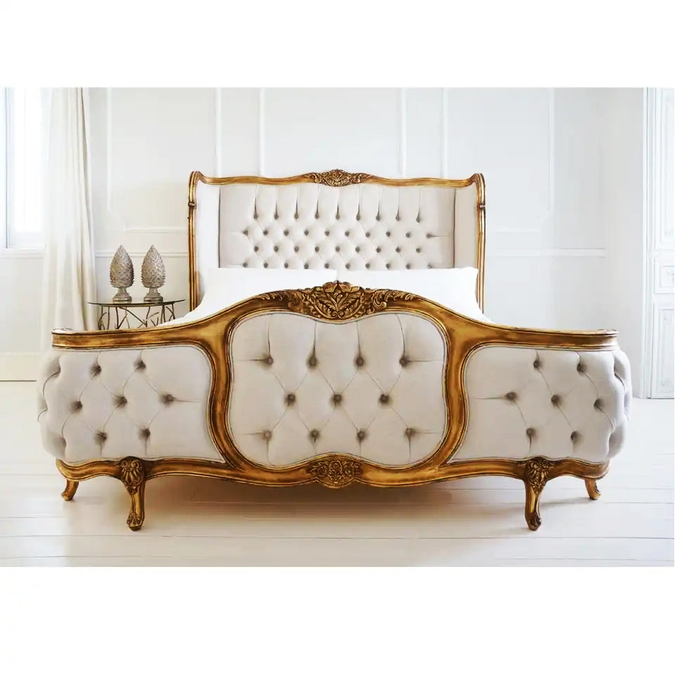 A bed set with a customizable saving