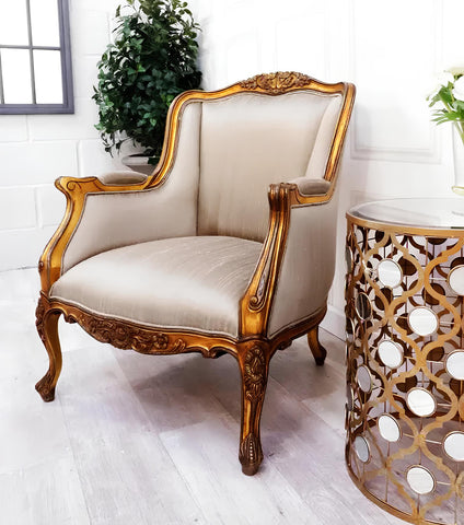 Luxury Classic Arabian Style Solid Teak Wood Hand Carving Arm Chair