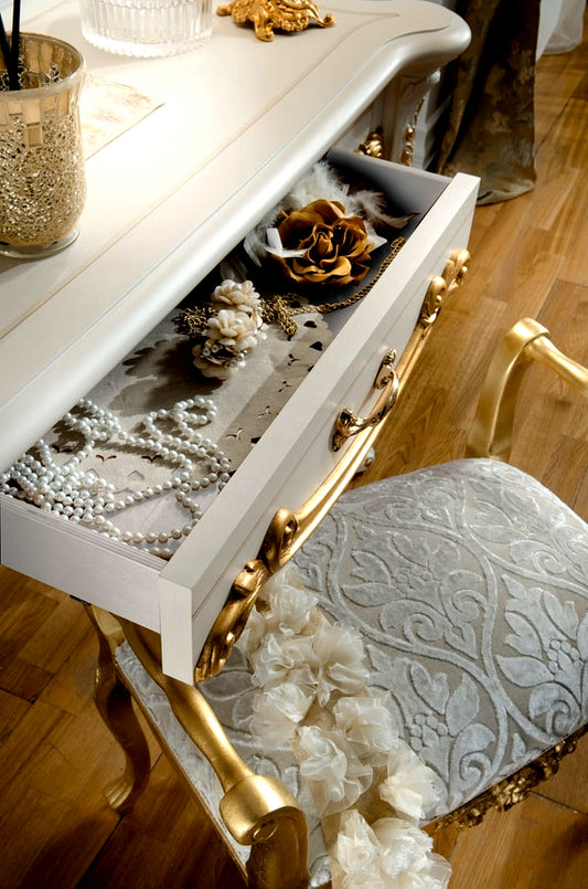 Classic European Style Carving Dressing Table