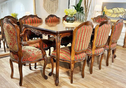 Classical and Antique Look Wooden Dining Table Set