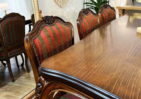 Classical and Antique Look Wooden Dining Table Set