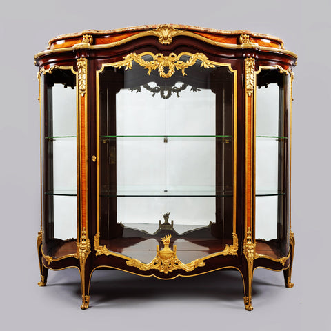 Spacious luxury style hand carving vitrine