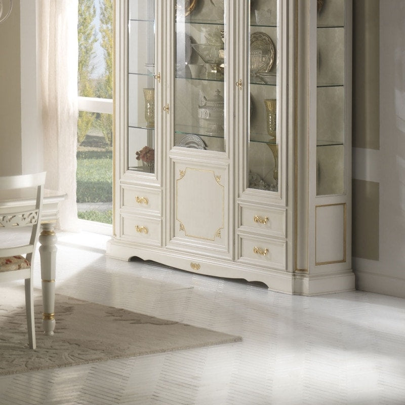 Luxury italian design white vitrine